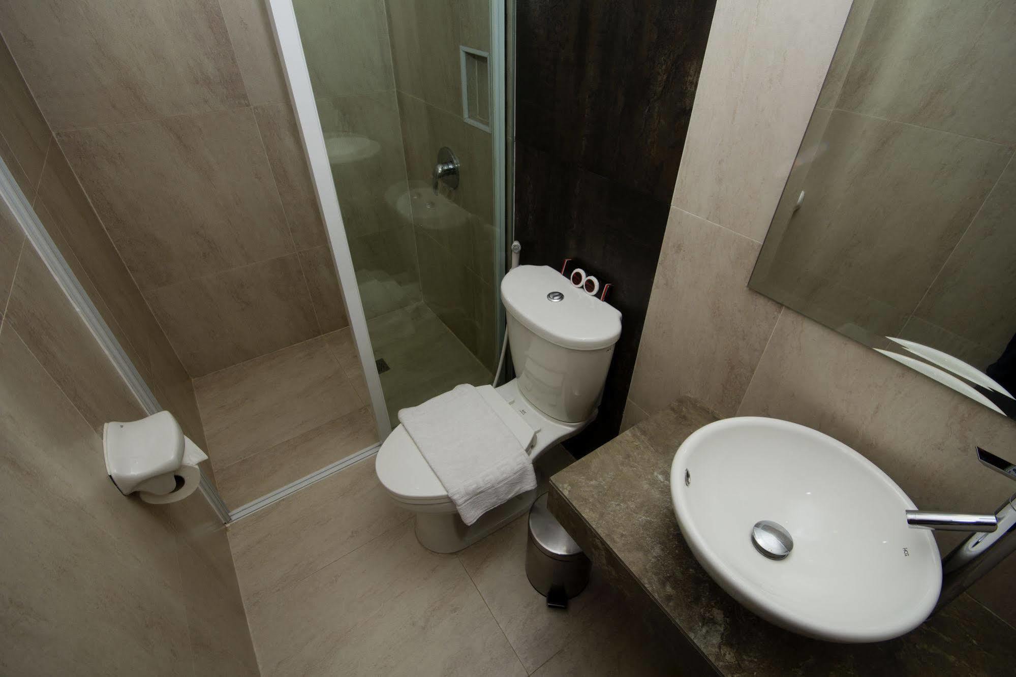Mango Suites Тугегарау Екстериор снимка